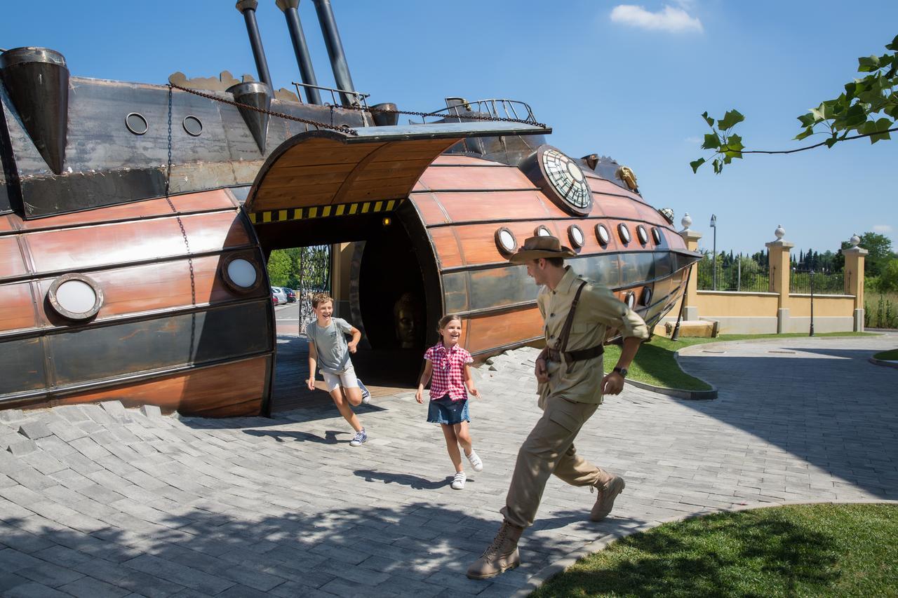 Gardaland Adventure Hotel Castelnuovo del Garda Ngoại thất bức ảnh